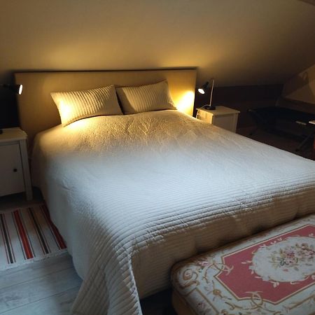 Bed and Breakfast Benb La Fosse Bleue Signy-lʼAbbaye Exterior foto