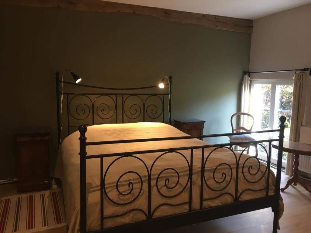 Bed and Breakfast Benb La Fosse Bleue Signy-lʼAbbaye Exterior foto